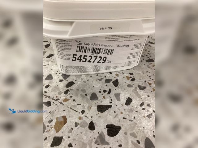 Lot 49-5452729 - Collated Cortex Hidden Fastening System for AZEK Trim - 2 inch Cortex screws and plugs - Traditional...