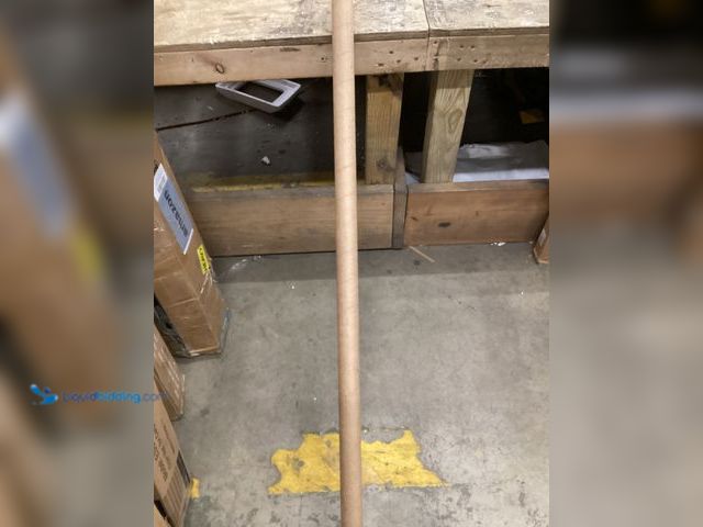 Lot 49-3531711 - Juno Lighting Group R6WH LED Track Light, Model# B000K2GG2E,Used