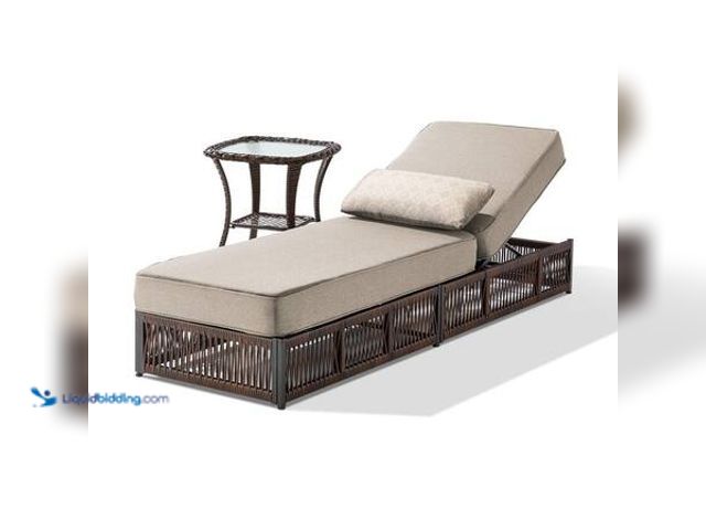 Lot 49-5541515 - Pocassy R-Woven 2-Piece Brown Wicker Outdoor Chaise Lounge for Outside Patio Backrest Lounger with S...