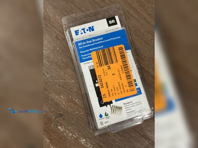 Lot 49-5487014 - Eaton
BR 15 Amp All in One AF/GF Breaker Unused