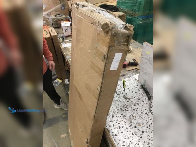 Lot 49-3536619 - Bed Rail Cap Assembly Item is used without hardware, scuffs