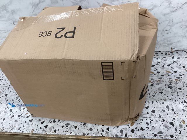 Lot 49-3528057 - Tianjin Wanshida Rug Carpet. Item is used.