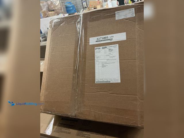 Lot 49-3522356 - 10" x 8" Sidewall Ceiling Register Vent Cover (6pack) Unused