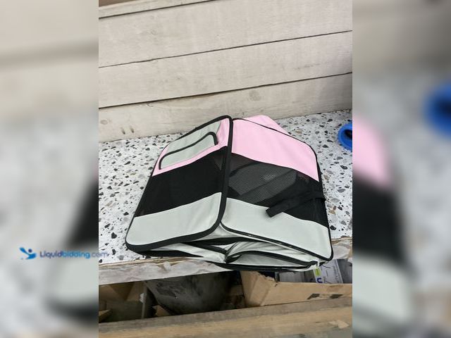 Lot 49-5552276 - Pink Dog Carrier Bag. Best for small dog breeds.