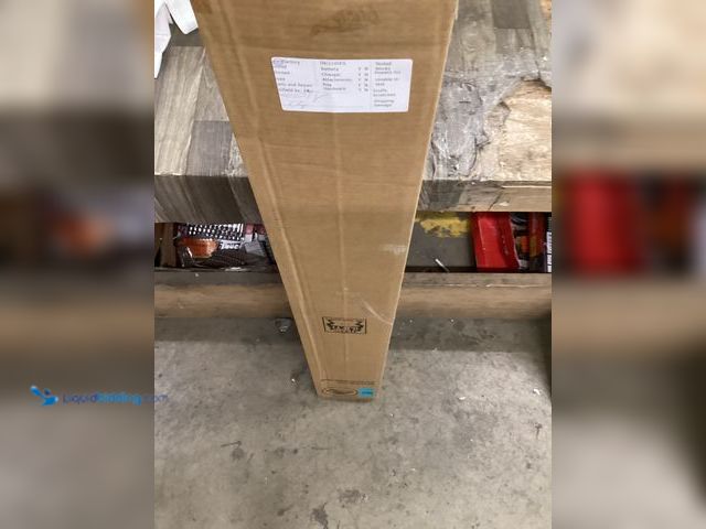Lot 49-5436845 - Ozark Trail 10' x 10' Instant Screen House. SKU #817427011409. New/factory sealed.