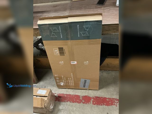 Lot 49-5463406 - Coumputer Desk. Item is Unused