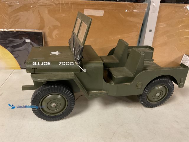 Lot 49-1505698 - COLLECTIBLE WOW! ORIGINAL 1960’S G.I. JOE JEEP 7000. THIS ITEM IS WELL LOVED AND PLAYED WITH. SHOWS ...