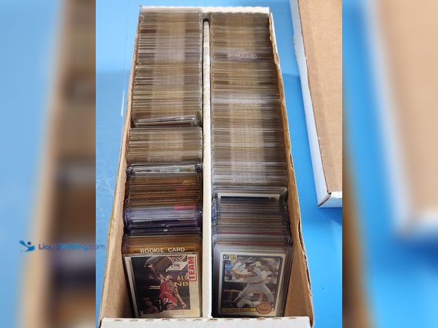 Lot 49-1817791 - COLLECTION OF SPORTS CARDS. VARIOUS SPORTS BRANDS AND YEARS PRODUCED. TONS OF ROOKIES STARS INSERTS ...