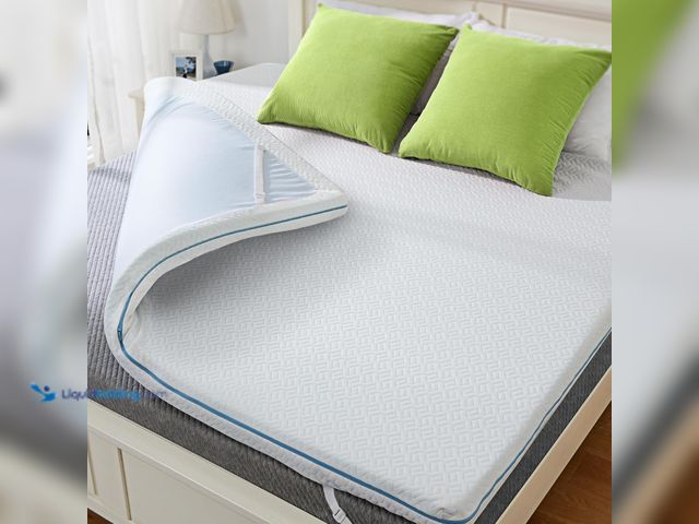 Lot 49-5416258 - Dreamsmith Twin Mattress Topper - 3 Inch Cooling Gel Memory Foam Mattress Pad for Pressure Relief. [...