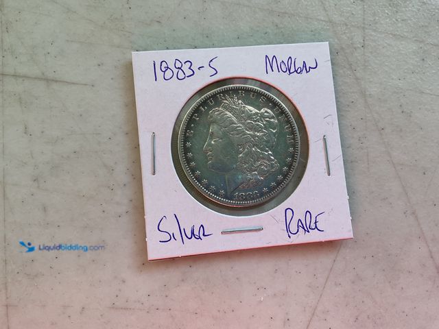 Lot 49-1505522 - RARE 1883-S MORGAN ONE DOLLAR SILVER COIN #COINS1211