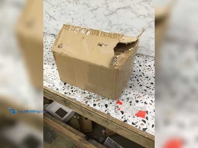 Lot 49-5478582 - Outdoor Flagpole Kit Item is unused