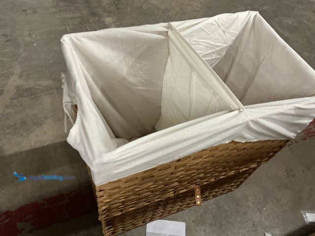 Lot 49-3527435 - greenstell laundry hamper W/ Lid (brown/beige) Unused