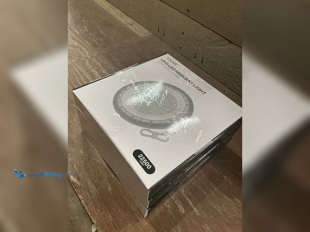 Lot 49-5482174 - 150W UFO LED High Bay Light W/ 5ft Cord (3pack) New