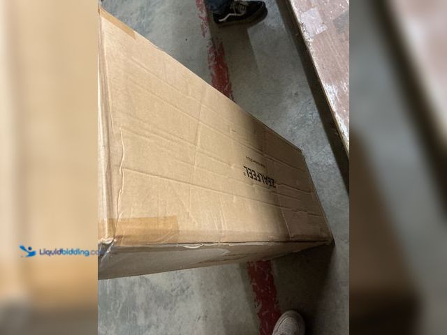 Lot 49-5487791 - Zeal Feel Golf Sim Enclosure Cage ZF16-A Indoor Driving Range Net Unused