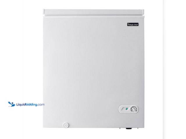 Lot 49-5484469 - Magic Chef
5.0 cu. ft. Chest Freezer in White (tested works) Used