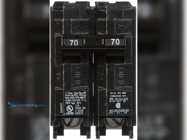 Lot 49-5552728 - SIEMENS US2:Q270P 70 Amp Double-Pole Type QP Circuit Breaker. New