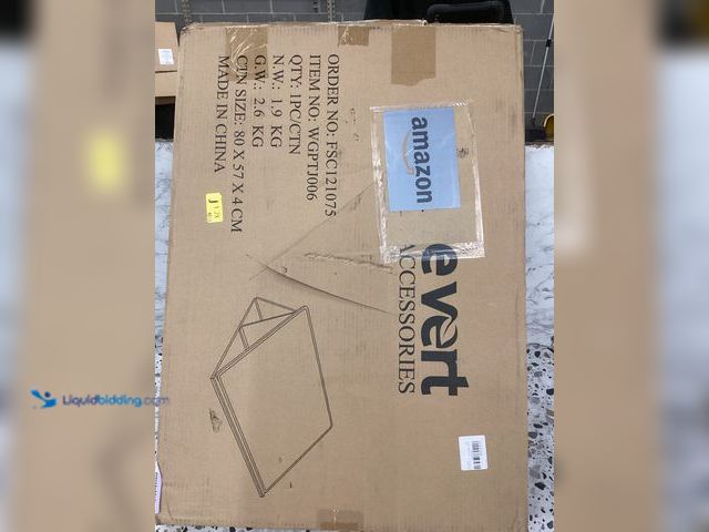 Lot 49-3528014 - Evert Accessories Folding PU Leather Dice Trays. Item is used.