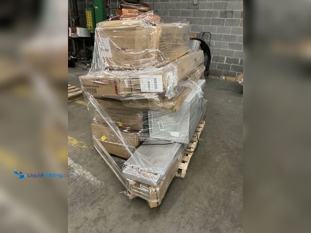 Lot 49-5552566 - Salvage Pallet - IMPORTANT: Please note that the condition of this lot is SALVAGE. Salvage assets ar...