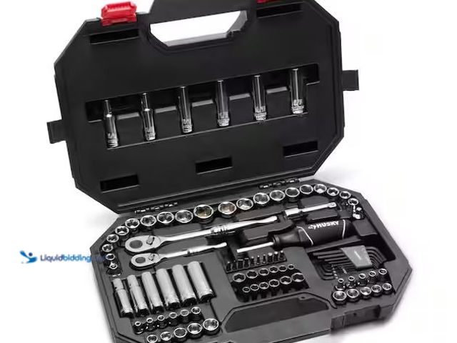 Lot 49-5551431 - Husky
94-Piece SAE/Metric Mechanics Tool Set for 1/4 in. and 3/8 in. Drive with Case, Used