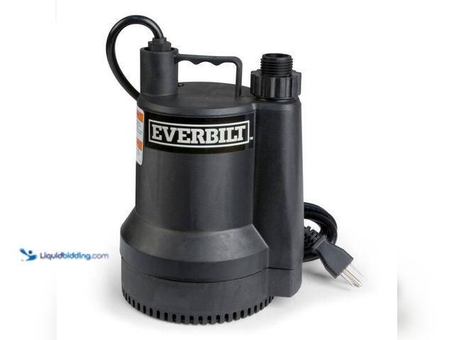 Lot 49-5454041 - Everbilt
1/6 HP Plastic Submersible Utility Pump. Item is Used, powers on Model # SUP54-HD