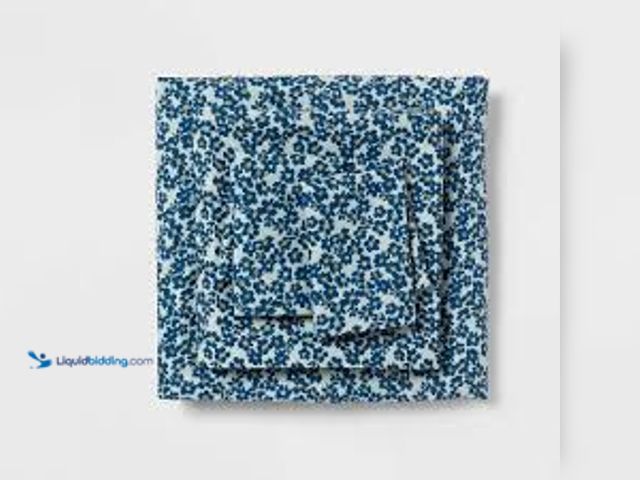 Lot 49-5539885 - QTY 2 - Queen Microfiber Sheet Set Blue Micro Floral - Room Essentials™. Unused