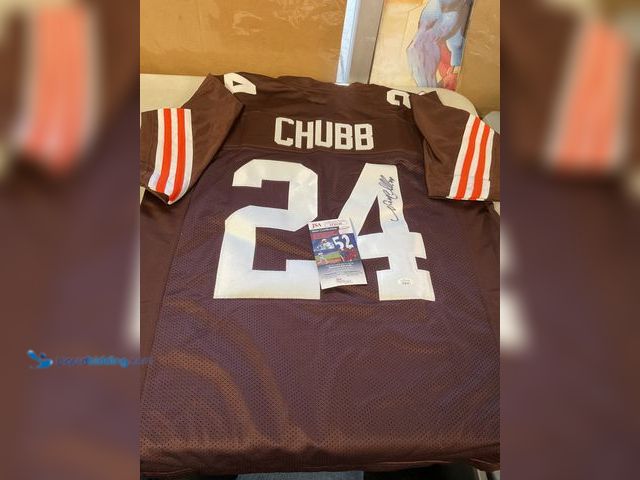 Lot 49-1830500 - COLLECTIBLE NICE CLEVELAND BROWNS LEGEND NICK CHUBB AUTOGRAPHED FOOTBALL JERSEY WITH JSA COA #COINS0...