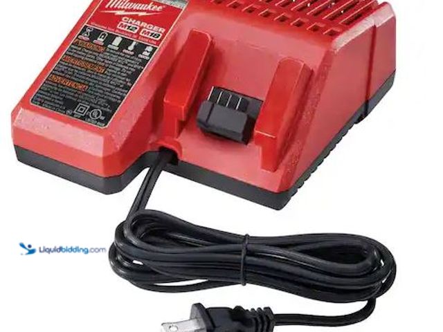 Lot 49-5460694 - Milwaukee
M12 and M18 12-Volt/18-Volt Lithium-Ion Multi-Voltage Battery Charger Internet # 20334964...