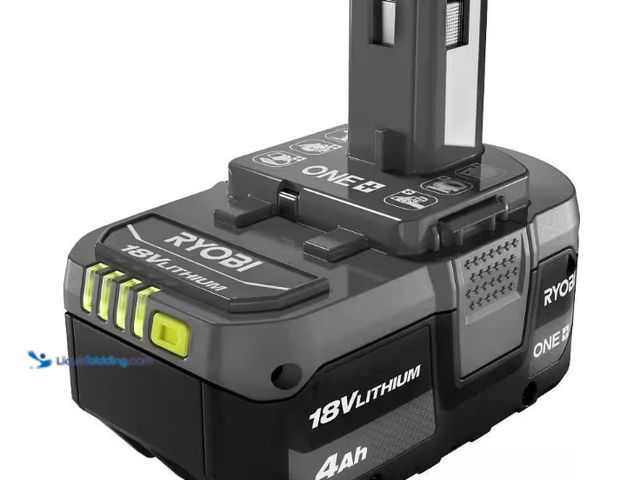 Lot 49-5552591 - RYOBI
ONE+ 18V 4.0 Ah Lithium-Ion Battery. Model # PBP005. Unused and powers on