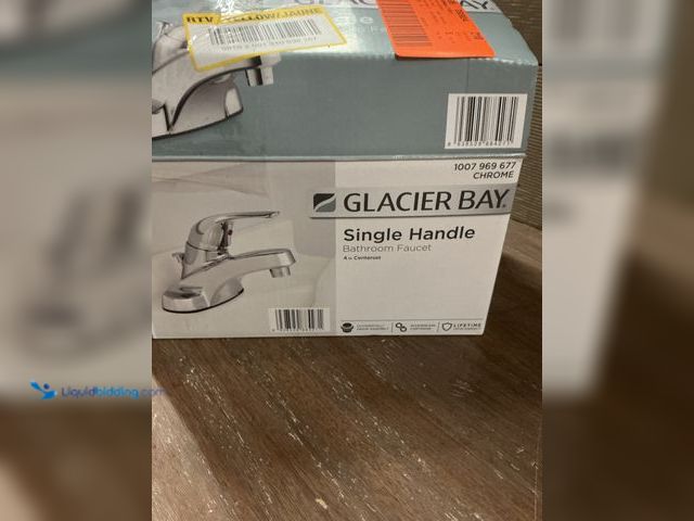 Lot 49-5450251 - Glacier Bay 1007969677 Aragon 4” Centerset Single-Handle Low-Arc Bathroom Chrome (clean) (attachment...