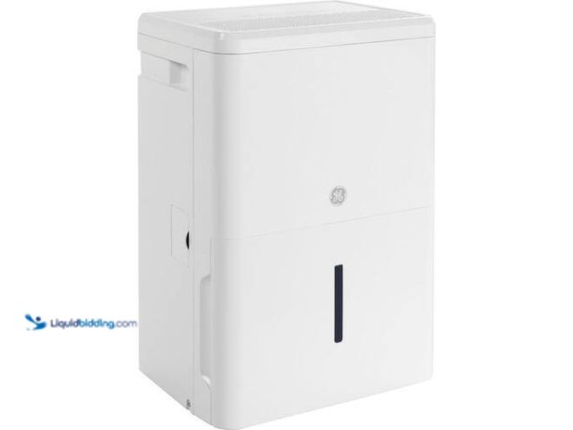 Lot 49-3616531 - GE 35-Pint Dehumidifier with Smart Dry for Bedroom, Basement or Very Damp Rooms up to 3000 sq. ft. -...