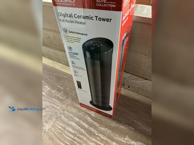 Lot 49-3539534 - Lasko
1500W 22 in. Black Indoor Electric Tower Ceramic Forced Air Ceramic Space Heater with Child L...