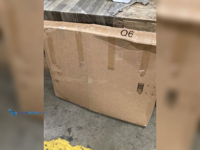 Lot 49-5436838 - Cargo mat. Unused.