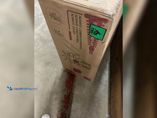 Lot 49-5487473 - Ergonomic Office Chair (black) New