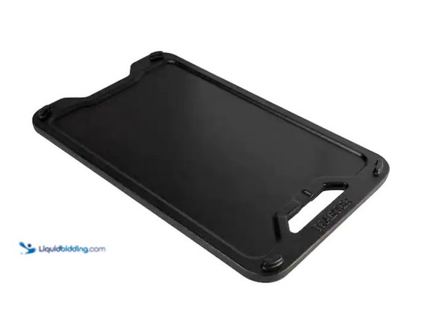 Lot 49-1571201 - Traeger ModiFIRE Reversible Cast Iron Griddle, Model # BAC609, Unused  Ref#SB0120