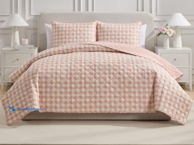 Lot 49-3631253 - Lot of (2) VCNY Home Pink Gingham 2-Piece Twin Microfiber Quilt Set, Model # GNG-2QT-TWIN-IN-PINK, N...