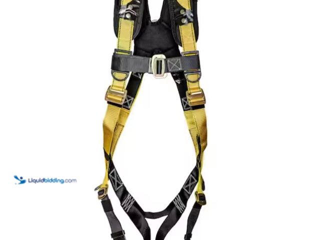 Lot 49-1566985 - Guardian Fall Protection Seraph Universal Harness, Model # 11160, Unused  Ref#SB0114