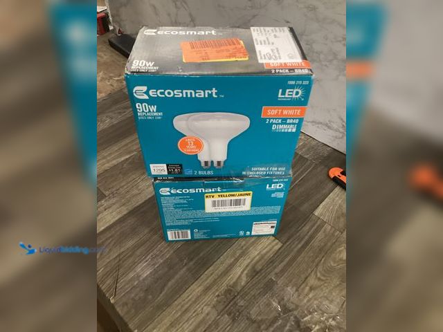 Lot 49-5407179 - QTY 2 - EcoSmart 90-Watt Equivalent BR40 Dimmable Energy Star LED Flood Light Bulb Soft White (2-Pac...