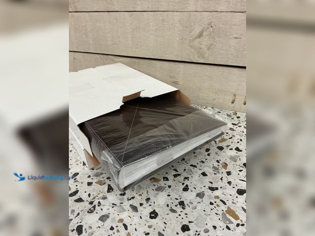 Lot 49-5476592 - QTY 2 - Dark brown leather picture book. Unused.