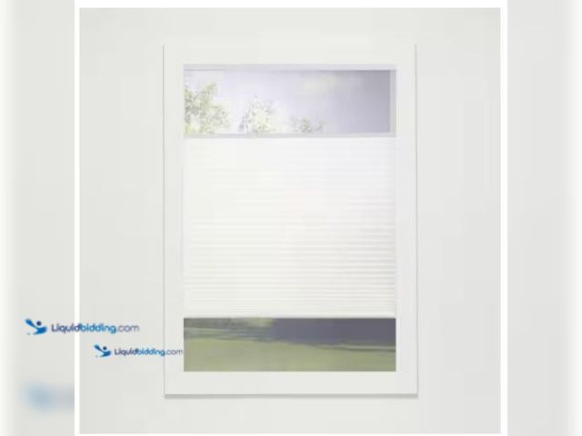 Lot 49-1911350 - 1 New Perfect Lift Top-Down Window Treatment Eco Polyester Perfect Lift Window Treatment White Cordl...