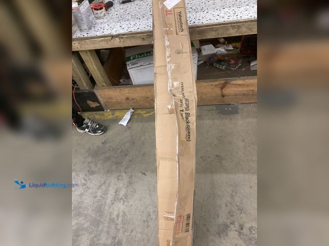 Lot 49-5452332 - Yaheetech Metal Queen Size Bed Frame Assembly 613713. Item is used.