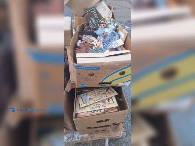 Lot 49-1830349 - Pallet of overstock merchandise. Signs and pictures. All new. Great for resale or flea markets