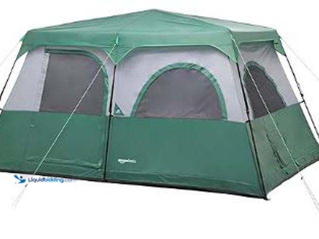 Lot 49-3461932 - Amazon Basics Instant Camping Tent with Rainfly, Weather-Resistant, Quick Setup, 10 Person, Model# B...