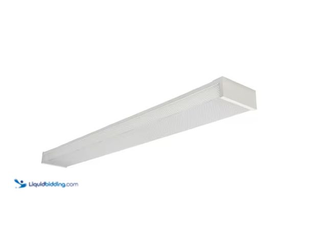 Lot 49-1571151 - Commercial Electric 1-Pack 4 ft. 120-Volt 3800 Lumens White Integrated LED Wraparound Light with Pri...