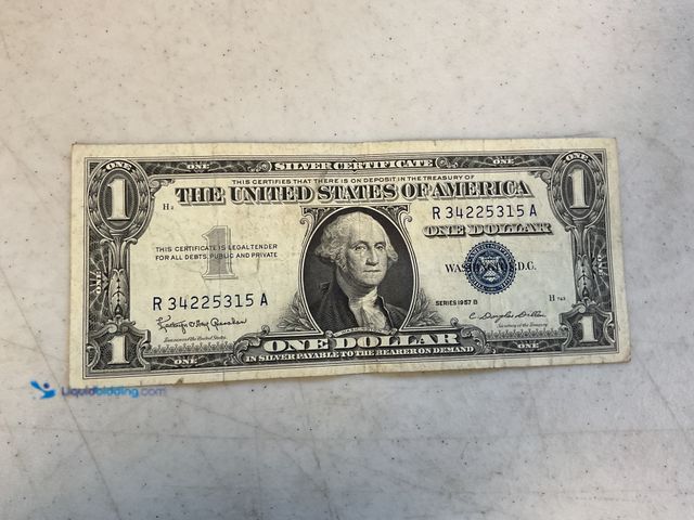 Lot 49-1505430 - NICE CONDITION 1957 B BLUE SEAL UNITED STATES ONE DOLLAR SILVER CERTIFICATE #COINS0122