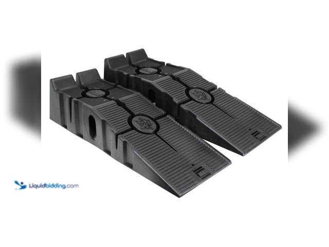 Lot 49-5541432 - Durable RhinoRamps (Set of 2) (2pack) Unused
