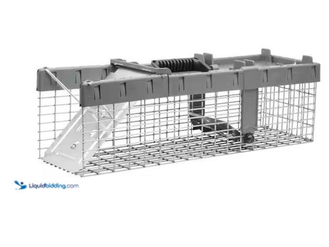 Lot 49-1631833 - Havahart Small 1-Door Humane Catch-and-Release Live Animal Cage Trap for Squirrel, Weasel, Chipmunk,...