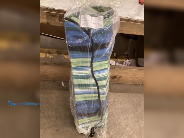 Lot 49-5545036 - Portable Folding Camping Chairs with Canopy Shade, Beach Chair for Adults, Durable Weather Resistant...
