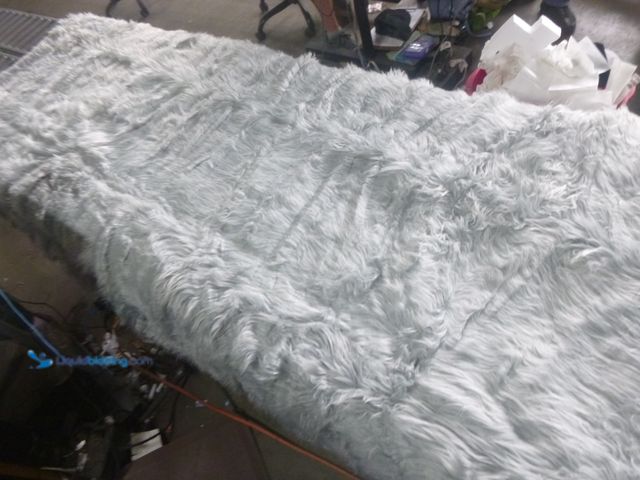 Lot 49-3466016 - 8ft x 10ft Ultra Softy Grey Indoor Fluffy Area Rug, Slightly Used  Ref#4G0801