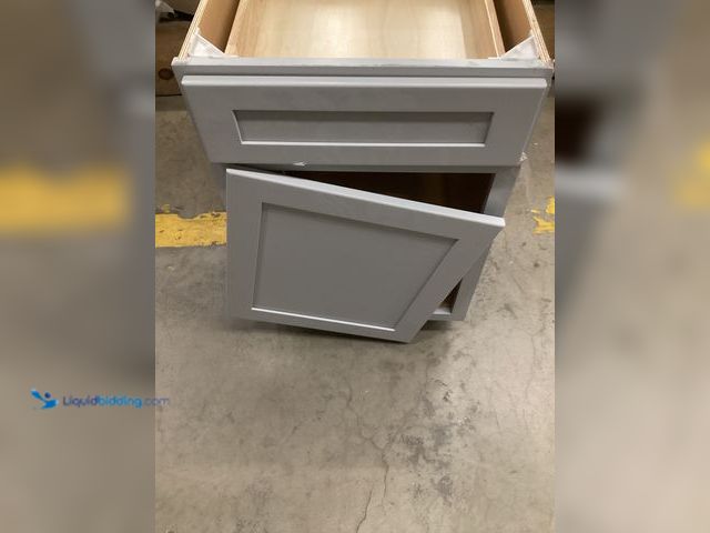 Lot 49-5551973 - Luxor Freestanding Kitchen Cabinet (Gray), Unused with scuffs, no top, door broken