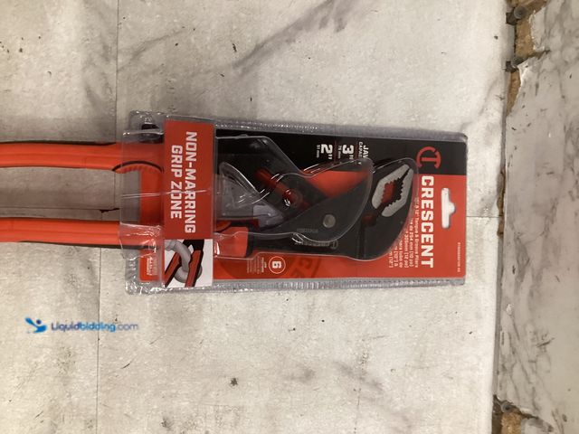 Lot 49-5573065 - Crescent Grip Zone V-Jaw Dual Material Tongue & Groove Plier Set 10 Inch & 12 Inch - 2 Piece Set, Un...